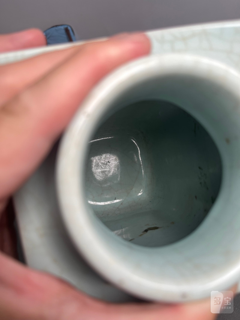 清同治  粉青釉模印八卦纹琮式瓶 - 图10